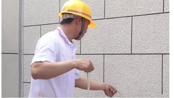 外墻真石漆膩子和普通外墻膩子主要的區別在哪里？